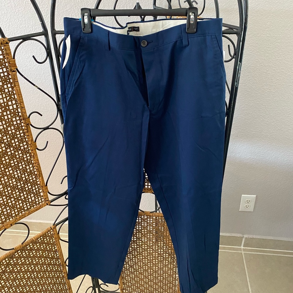 BOGO NWT Men’s Dockers